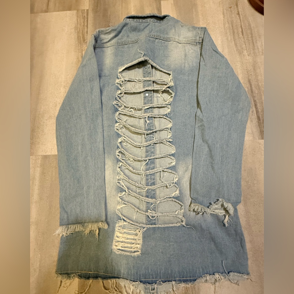 Women's Distressed Light Blue Denim Jacket - Picture 3 of 9